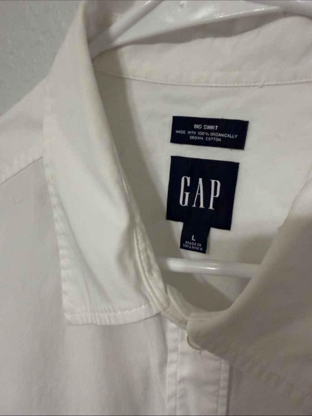 GAP White Button-Down Shirt - Women's Classic - Picture 2 of 4